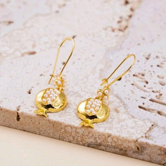 NEW Anthropologie 14K Gold Dipped Pomegranate Pearl Drop Earrings - Picture 5 of 5